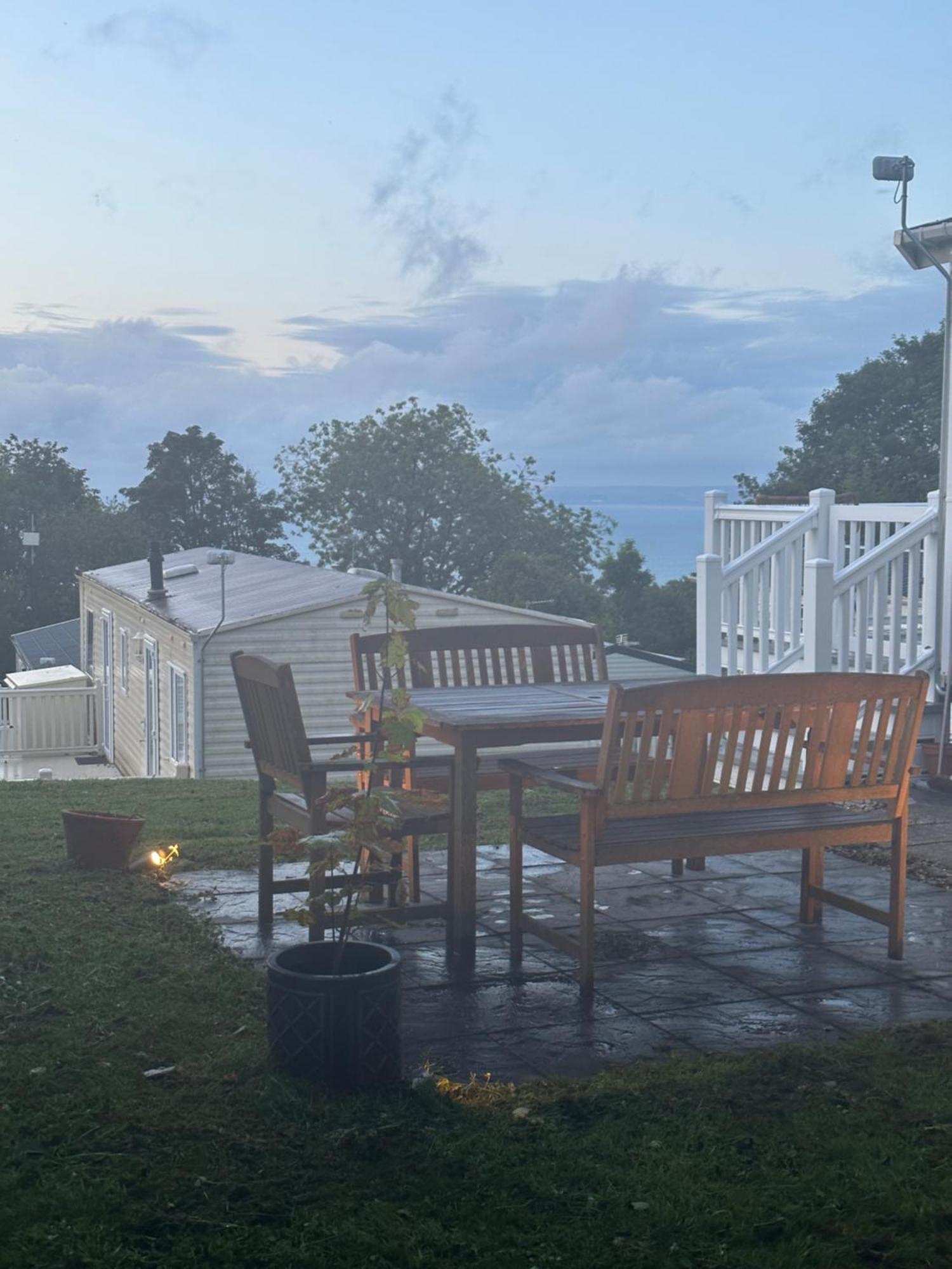Glade Lodge- North Devon Coast, Bideford Bay Caravan Park Dış mekan fotoğraf
